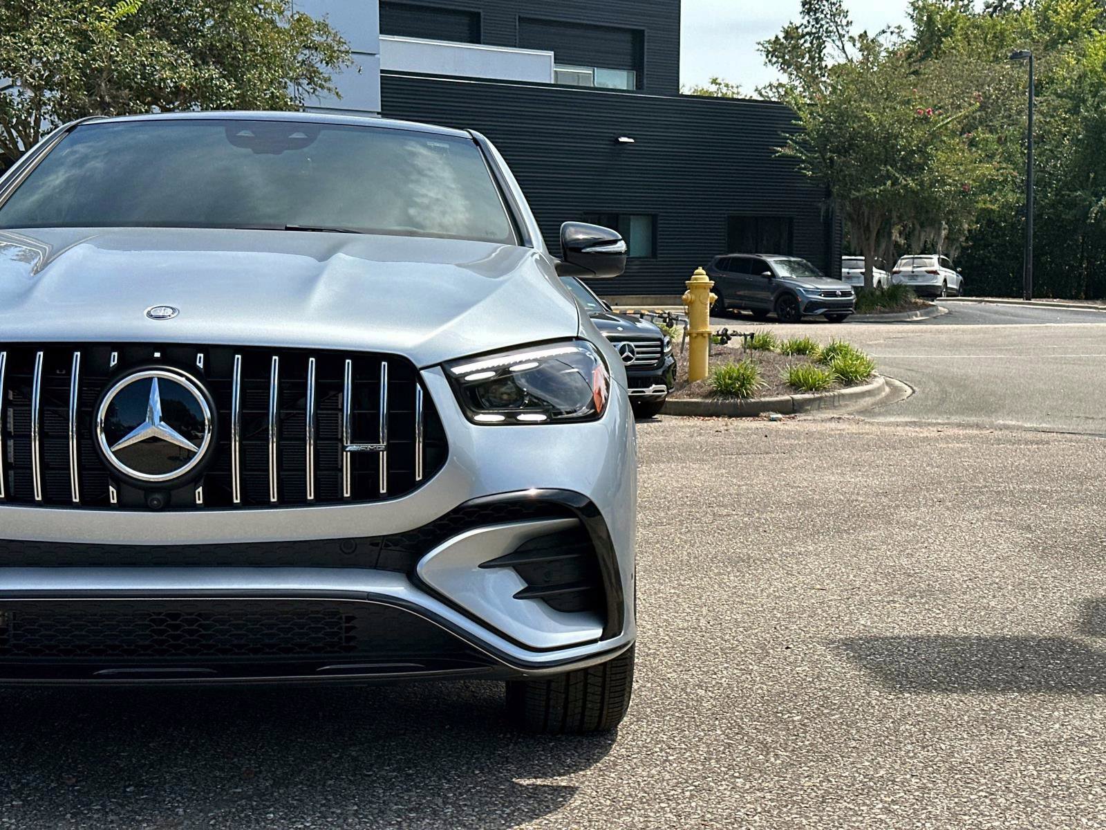 New 2026 Mercedes-Benz GLE 53 AMG 4MATIC Coupe image 9