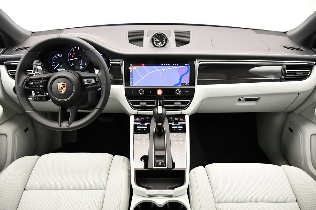 Certified 2026 Porsche Macan Turbo AWD/4WD image 22