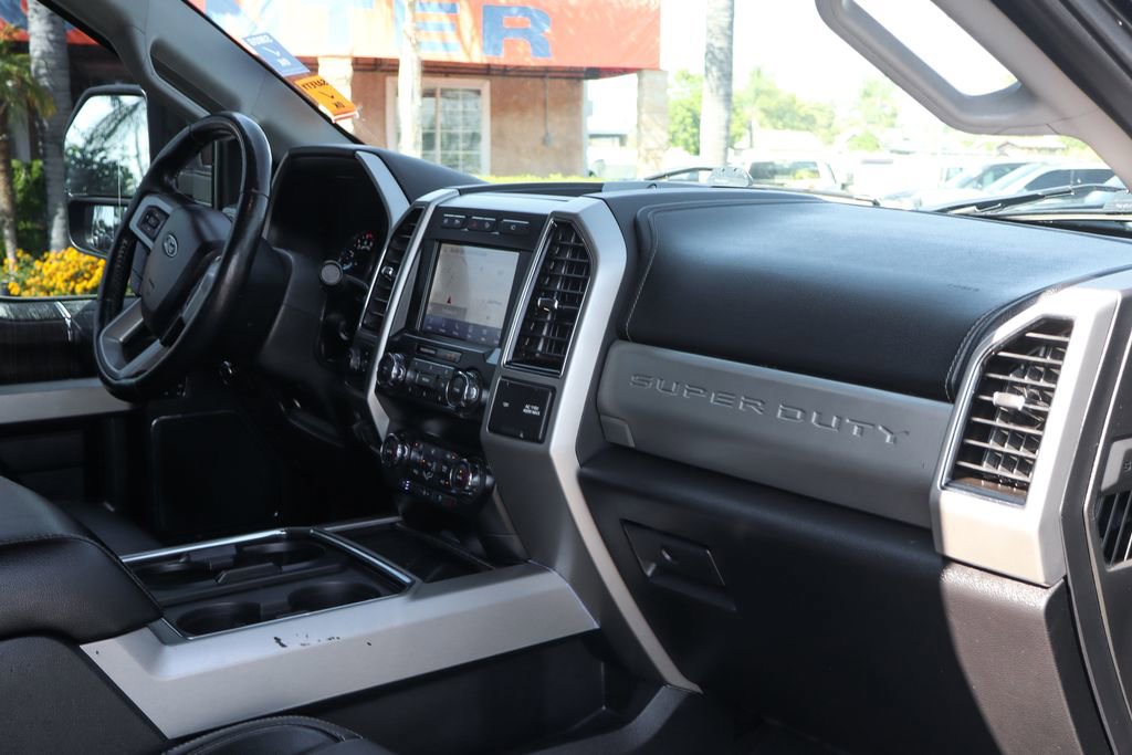 Used 2021 Ford F350 Lariat image 53