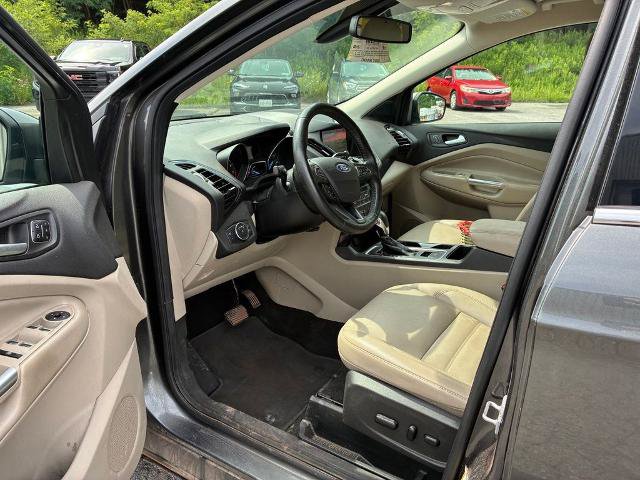 Certified 2019 Ford Escape Titanium AWD/4WD image 8