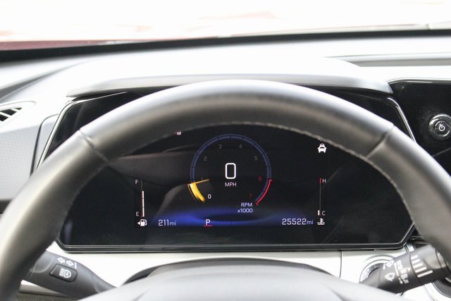 Used 2025 Chevrolet Trax LT w/ LT Convenience Package image 15