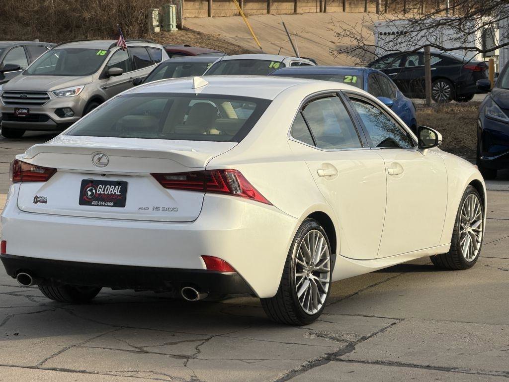 Used 2016 Lexus IS 300 AWD image 6