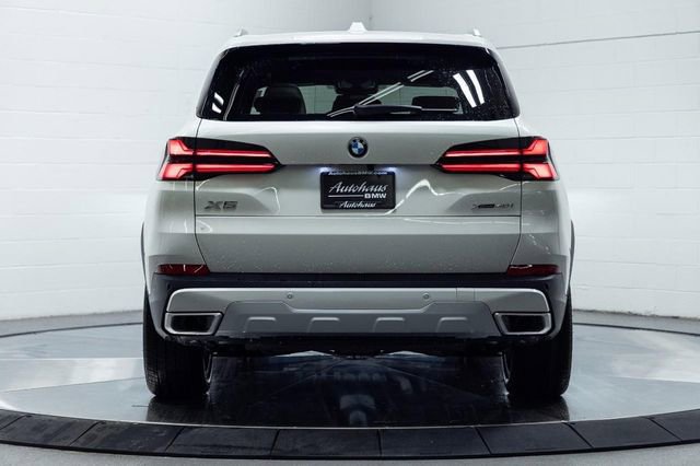 New 2026 BMW X5 xDrive40i w/ Climate Comfort Package image 10