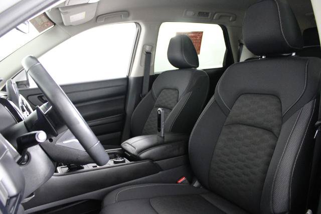 Certified 2025 Nissan Pathfinder SV AWD/4WD image 19