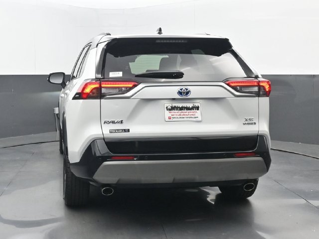 Used 2024 Toyota RAV4 XSE w/ Advanced Technology Package AWD/4WD image 20