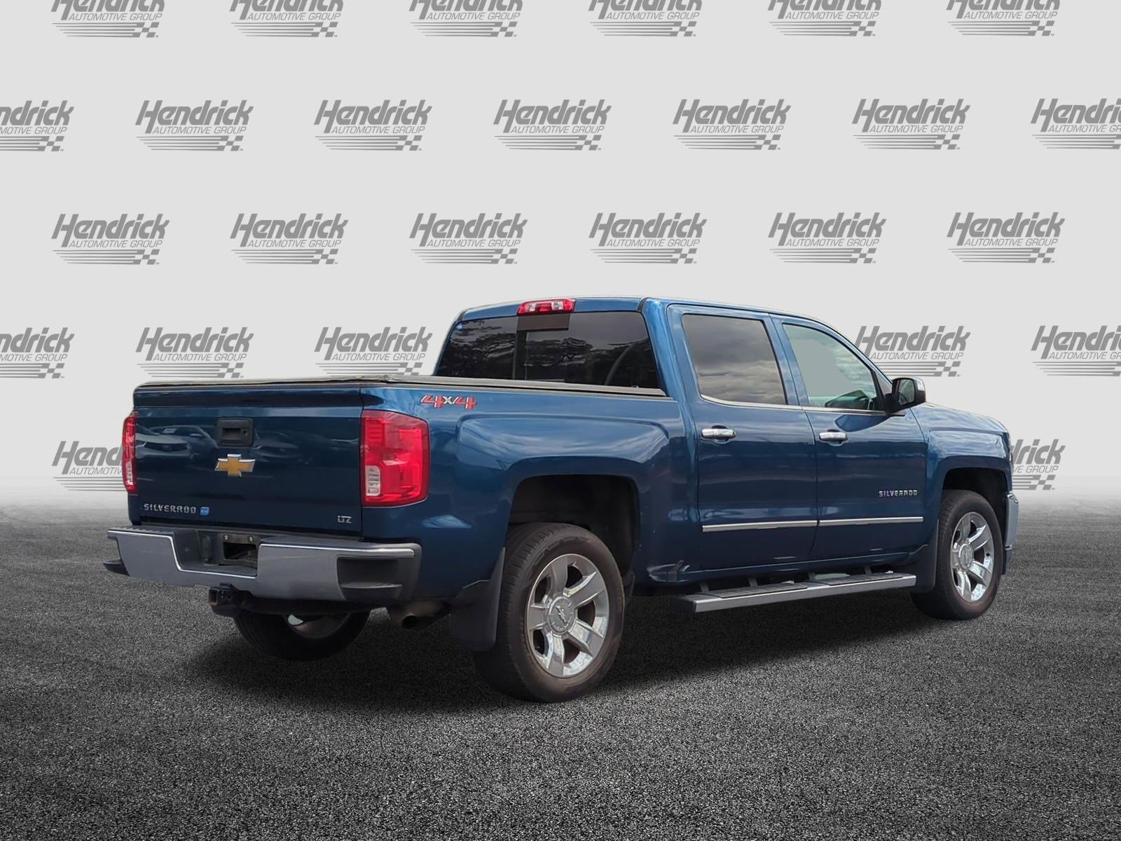 Used 2018 Chevrolet Silverado 1500 LTZ w/ Sport Package AWD/4WD image 10