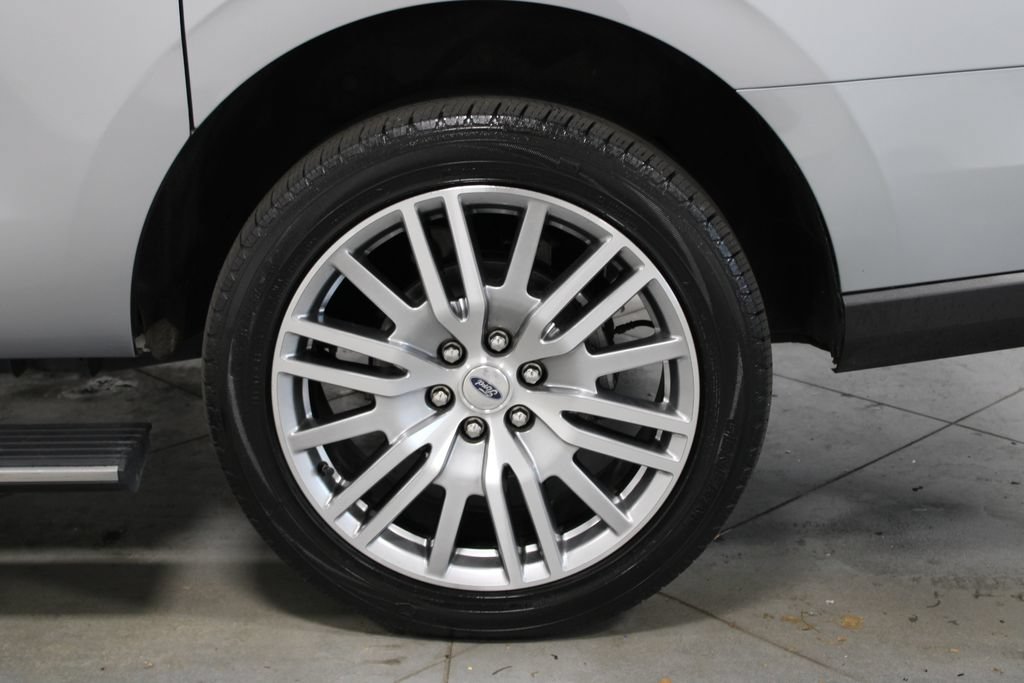 Used 2024 Ford Expedition Max Limited AWD/4WD image 17