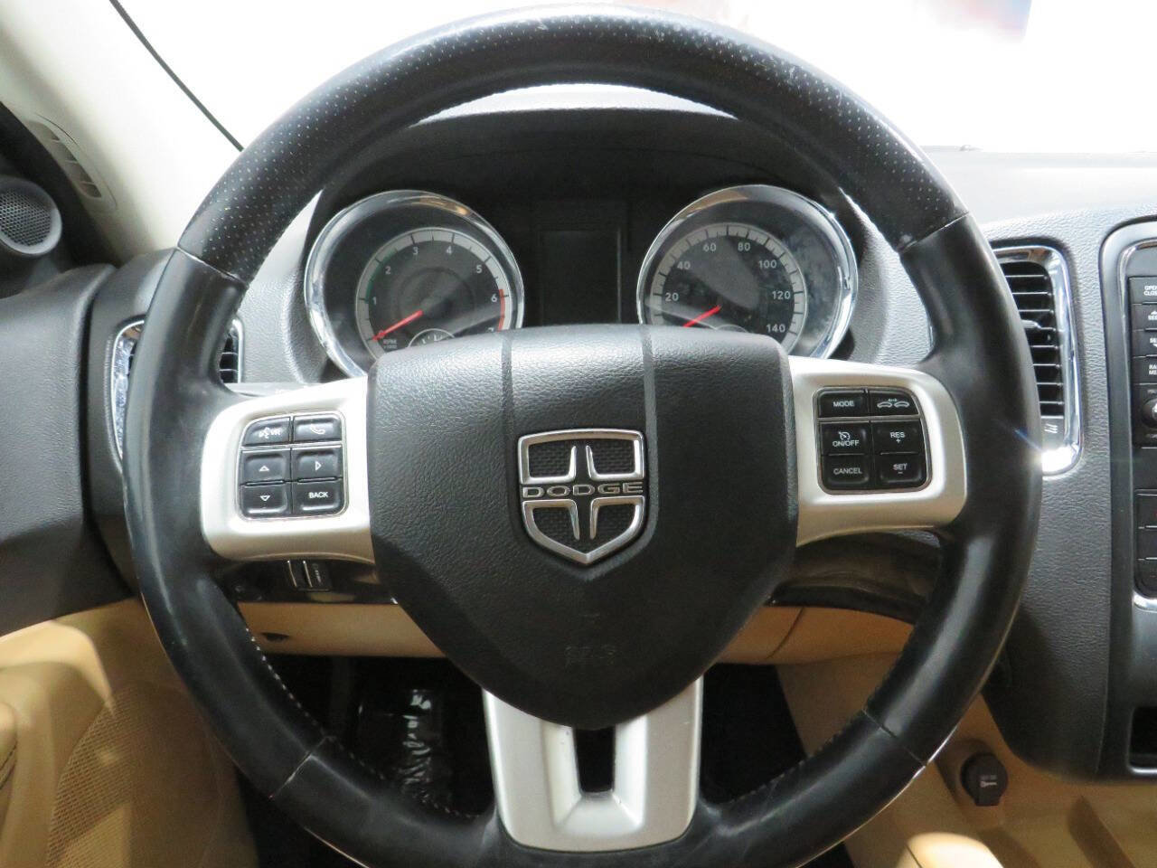 Used 2011 Dodge Durango Citadel w/ Trailer Tow Group IV image 17