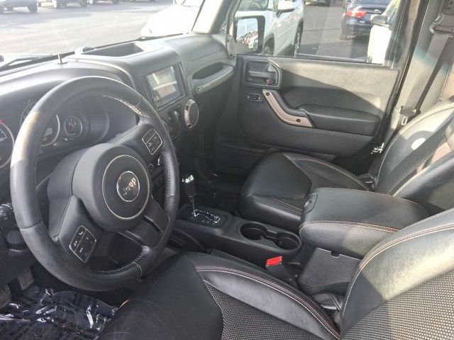 Used 2016 Jeep Wrangler Sahara AWD/4WD image 11