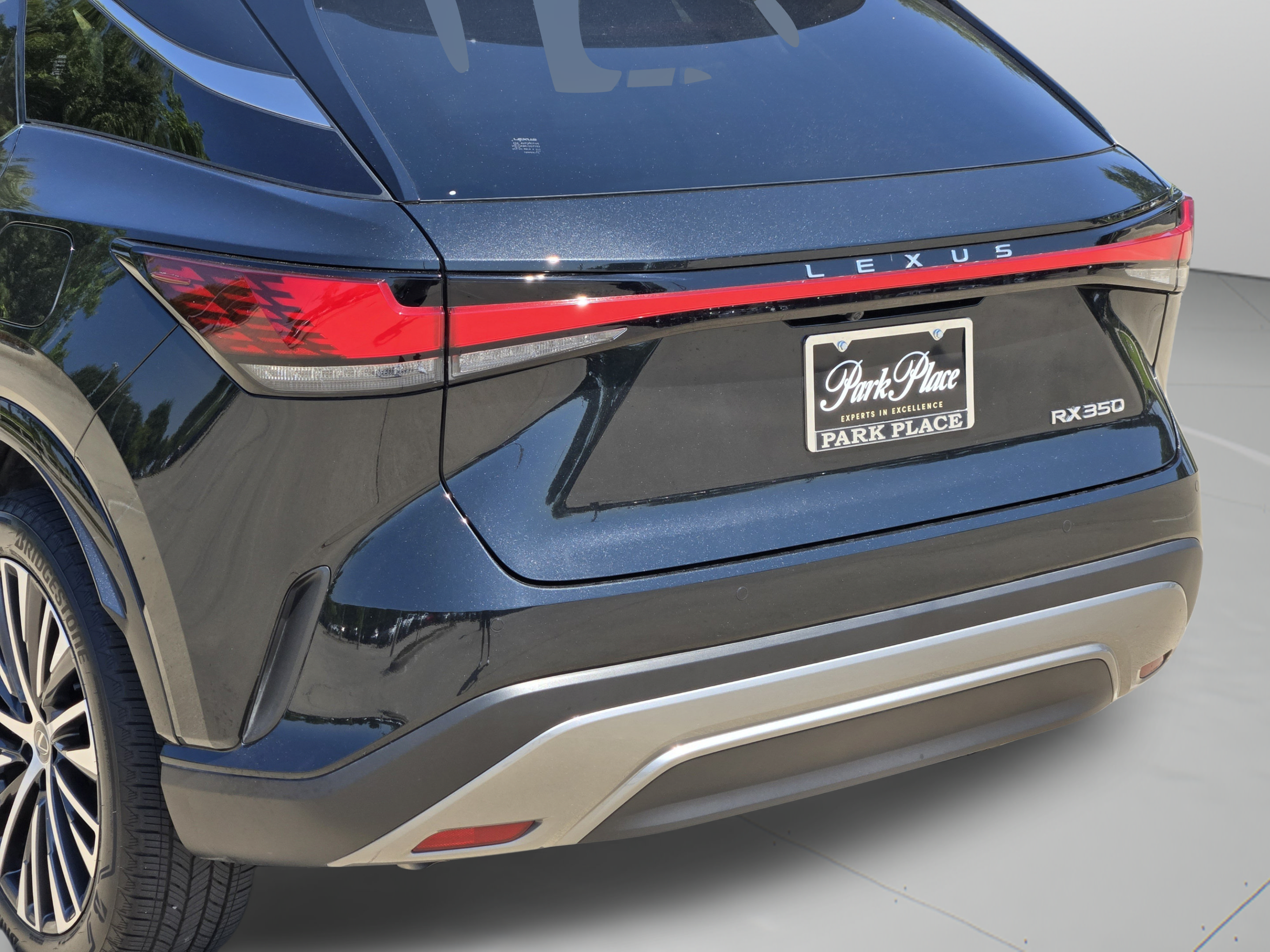 Certified 2025 Lexus RX 350 Premium Plus w/ Accessory Package (Z1) FWD image 38