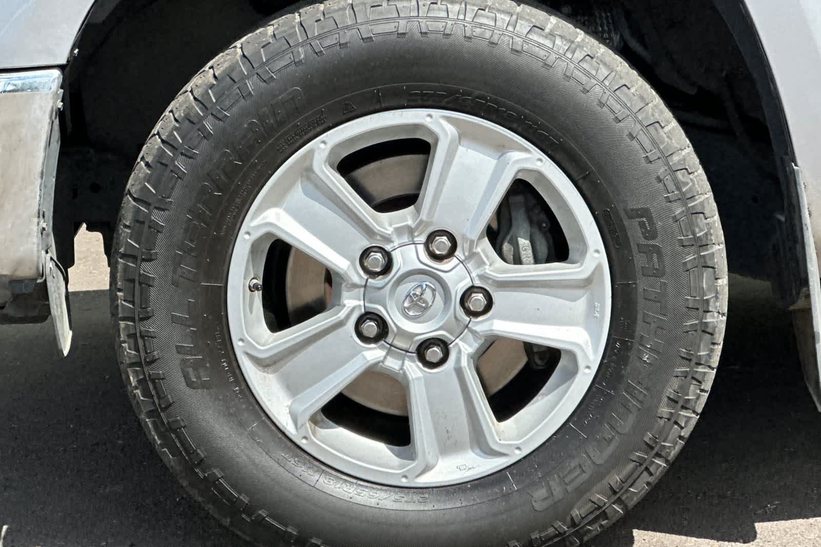 Used 2018 Toyota Tundra SR5 w/ SR5 Upgrade Package RWD image 24