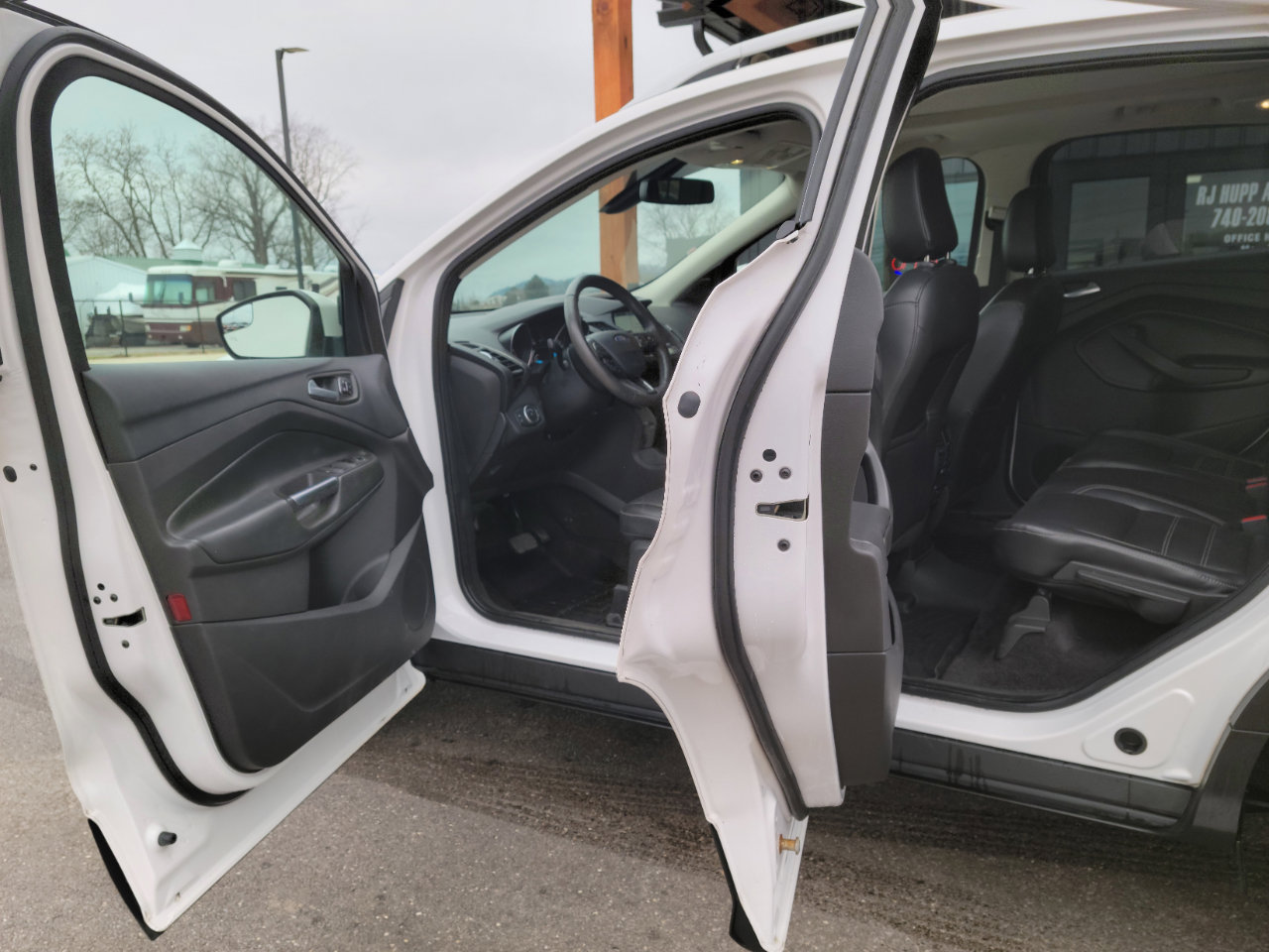 Used 2018 Ford Escape Titanium image 7