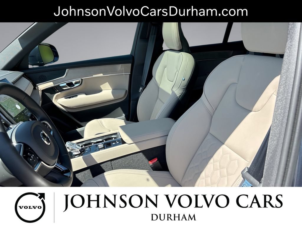 New 2026 Volvo XC90 B5 Plus w/ Protection Package Premier AWD/4WD image 12