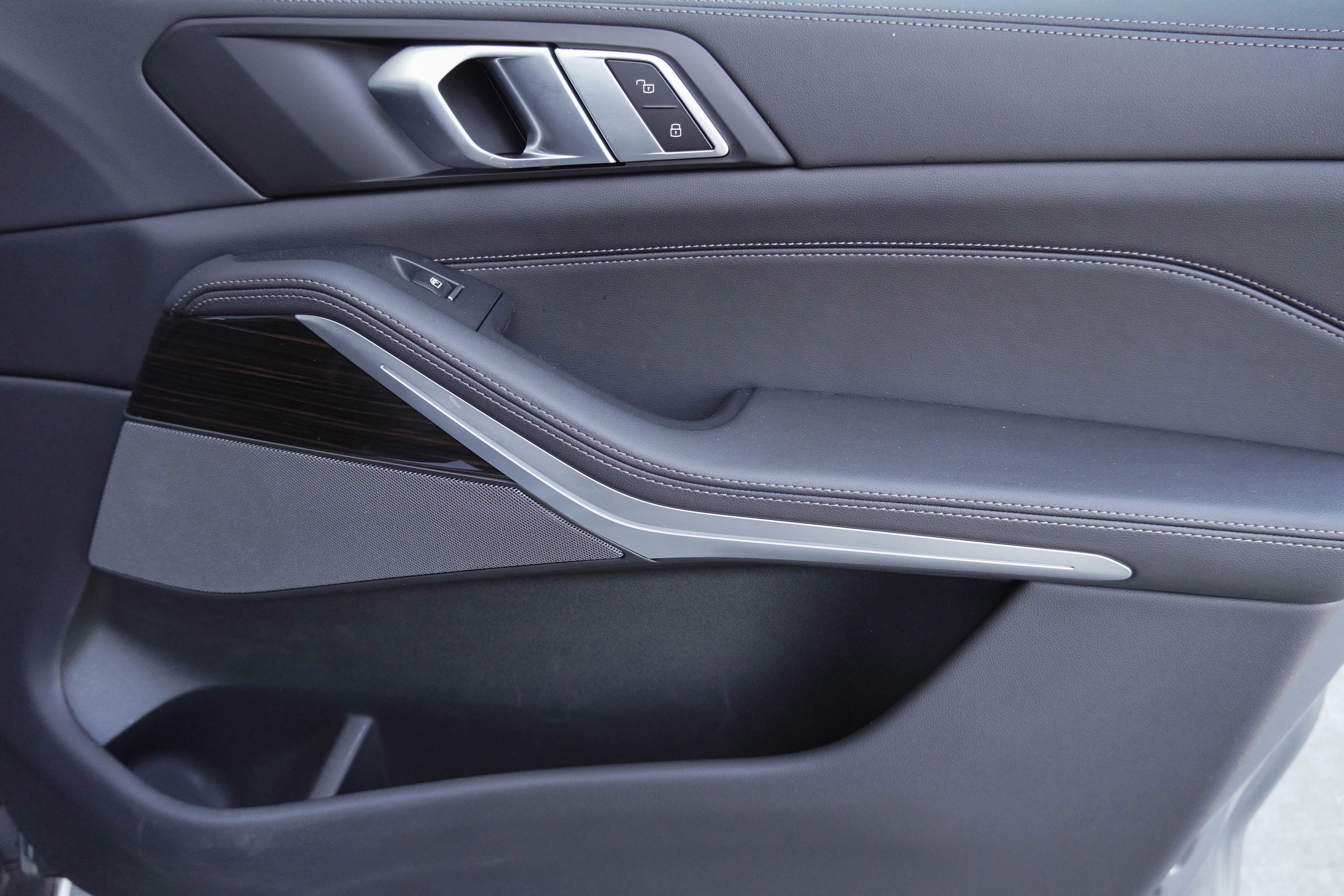 Certified 2025 BMW X5 xDrive40i w/ Premium Package AWD/4WD image 31