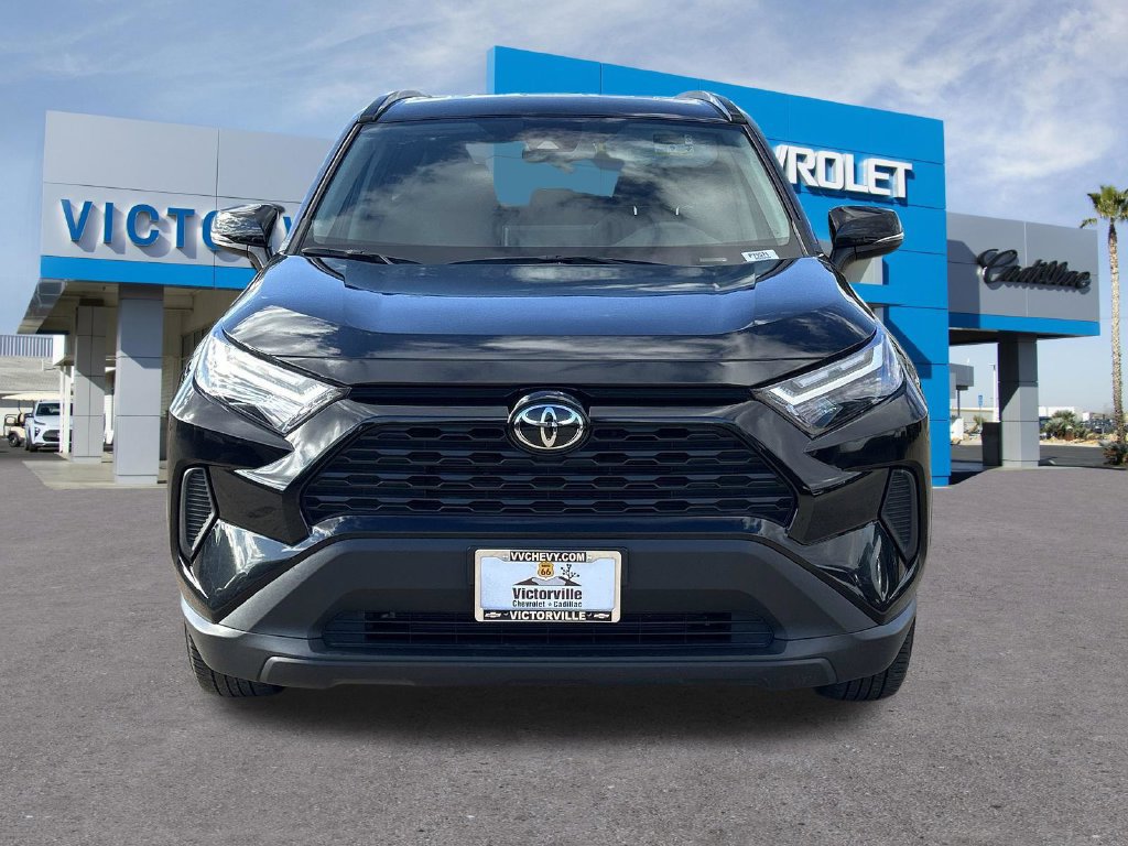 Used 2025 Toyota RAV4 XLE FWD image 8