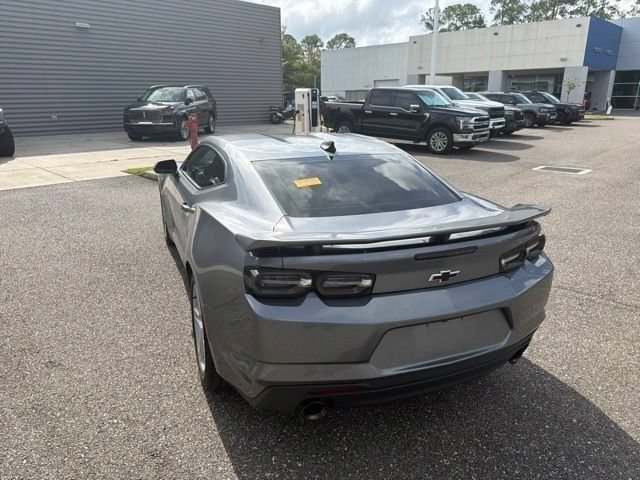 Used 2020 Chevrolet Camaro LT RWD image 8