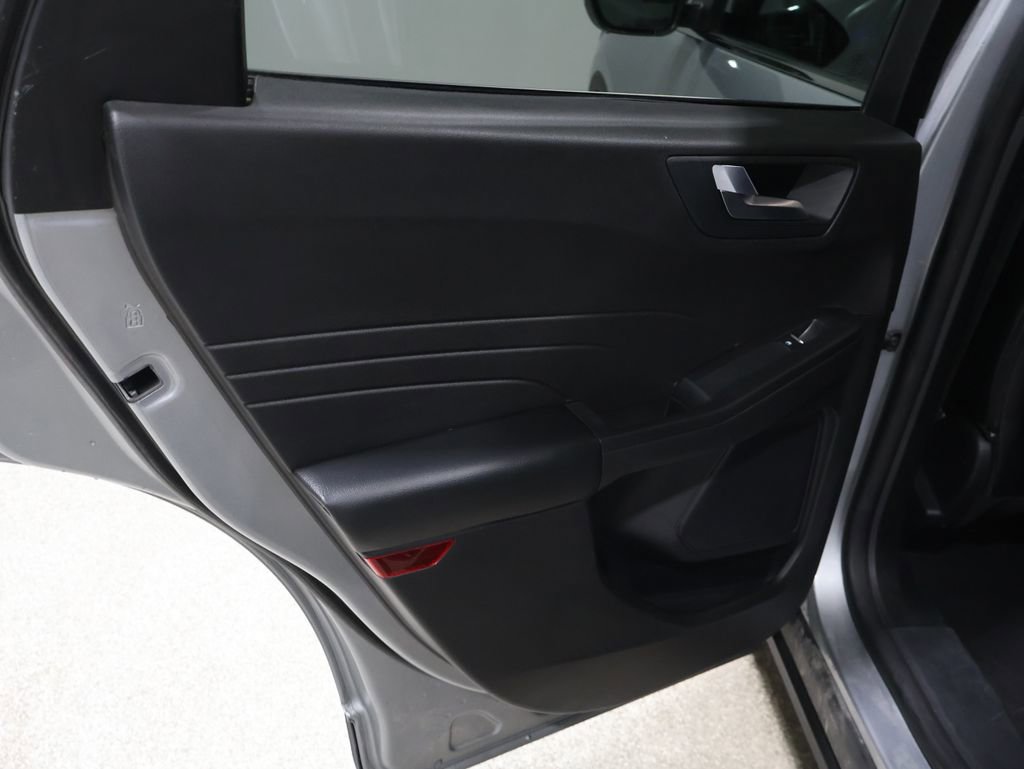 Used 2024 Ford Escape Platinum image 18