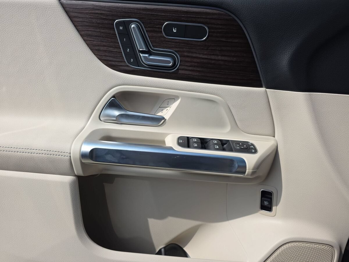 New 2026 Mercedes-Benz GLB 250 image 26