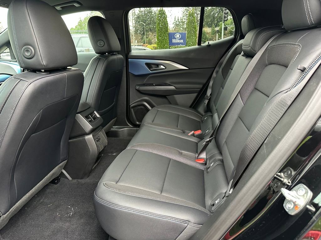 New 2026 Chevrolet Equinox EV LT image 15