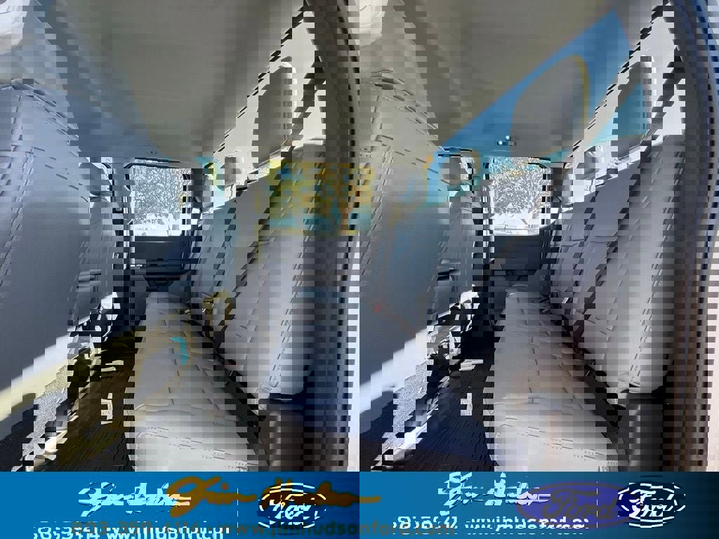 New 2026 Ford F250 XL w/ XL Chrome Package image 19
