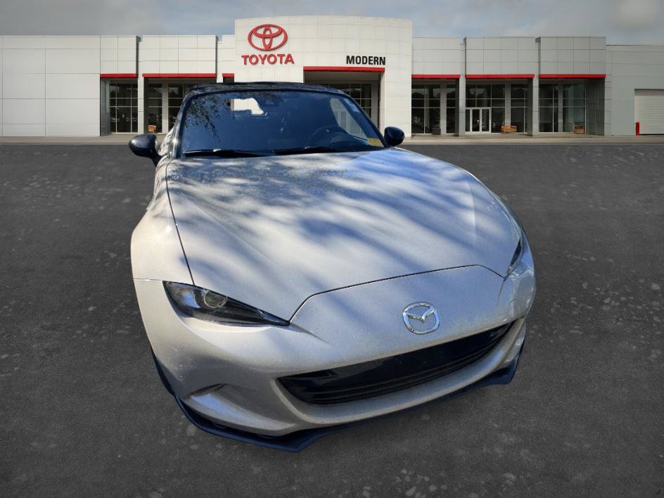 Used 2023 MAZDA MX-5 Miata Club w/ Brembo/BBS Recaro Package RWD image 2