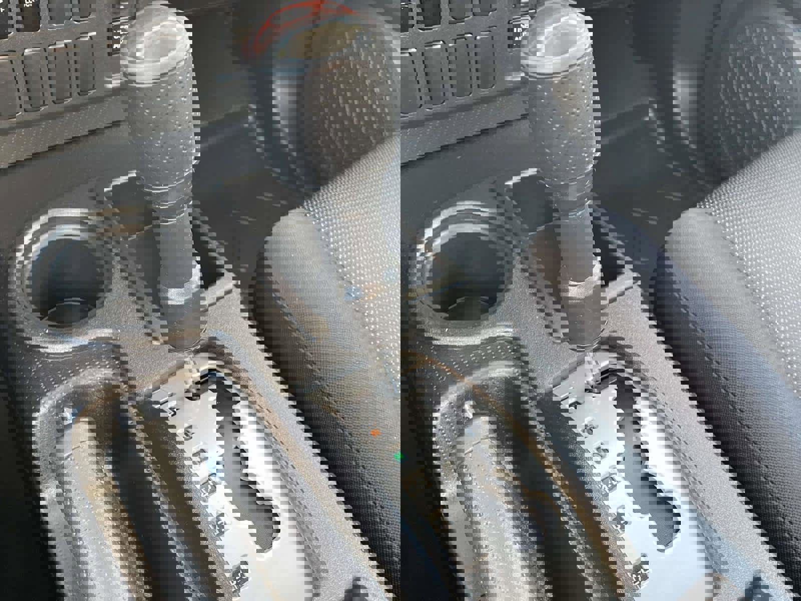 Used 2013 Toyota FJ Cruiser 2WD image 22