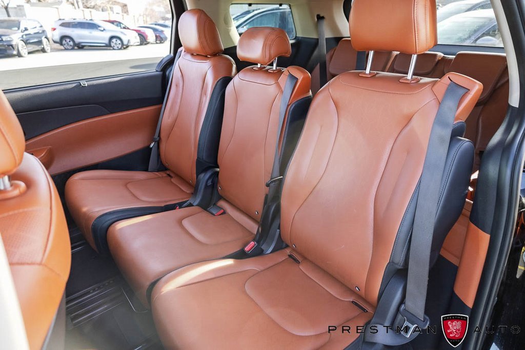 Used 2025 Kia Carnival SX image 41