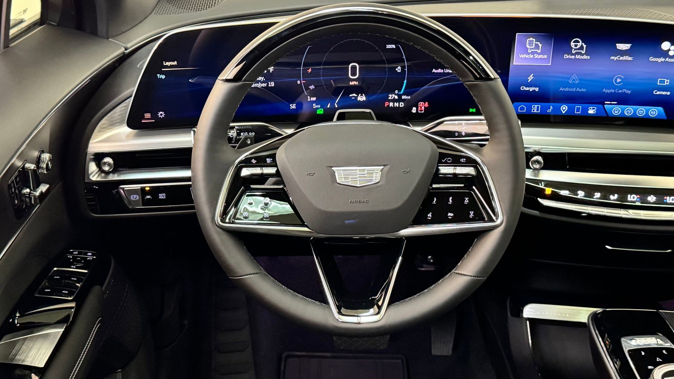New 2026 Cadillac Lyriq Luxury image 4