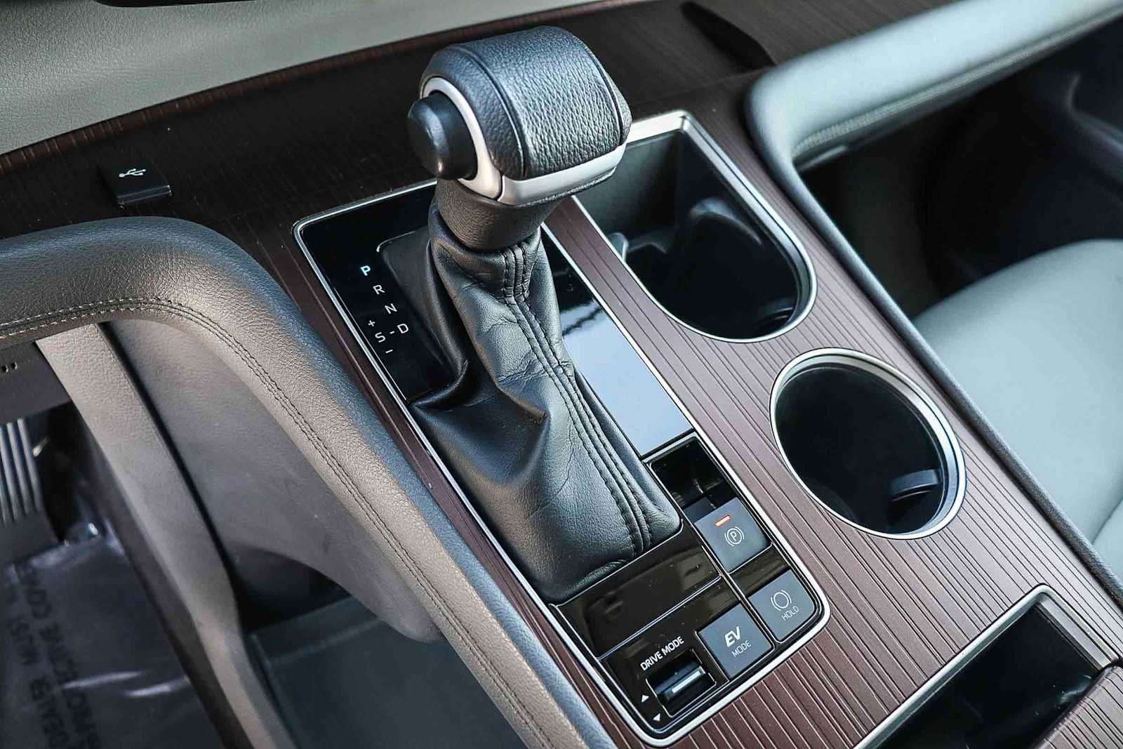 Used 2022 Toyota Sienna XLE image 27