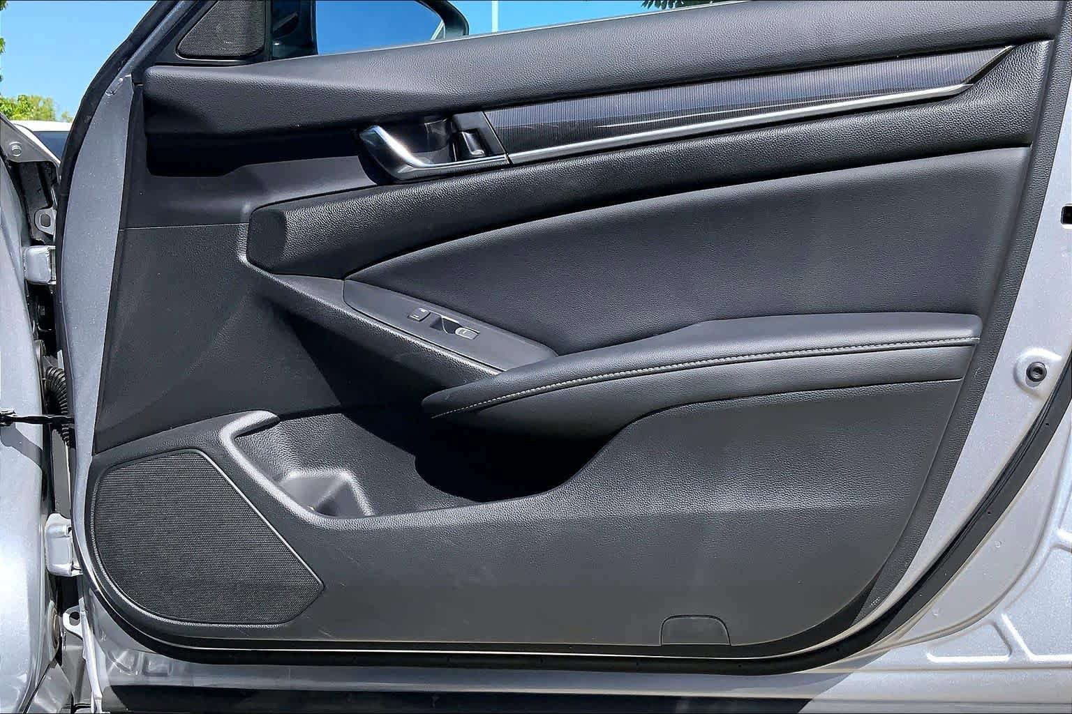 Used 2022 Honda Accord Sport image 22