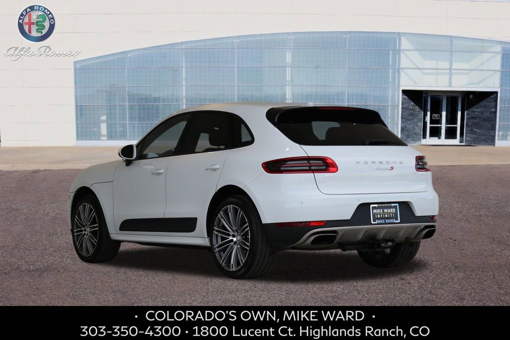 Used 2018 Porsche Macan Sport Edition image 3