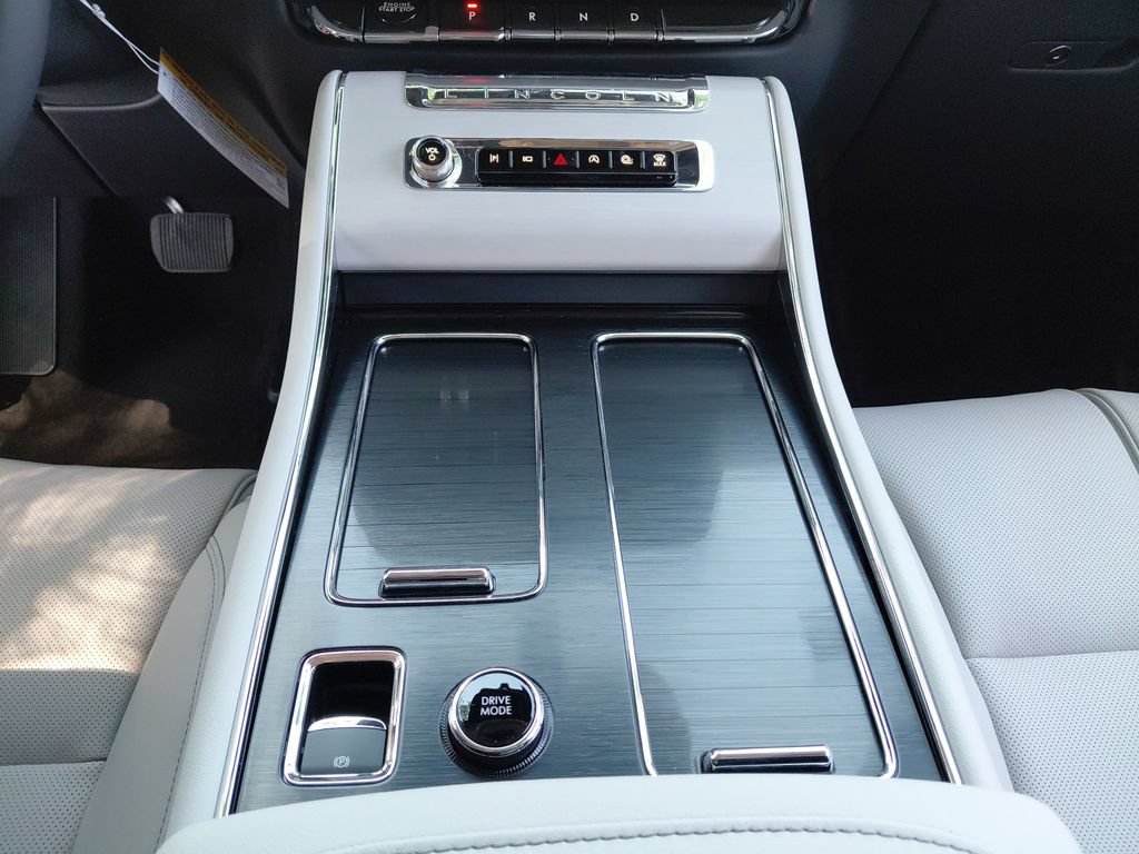 New 2026 Lincoln Aviator Reserve w/ Luxury Package AWD/4WD image 47