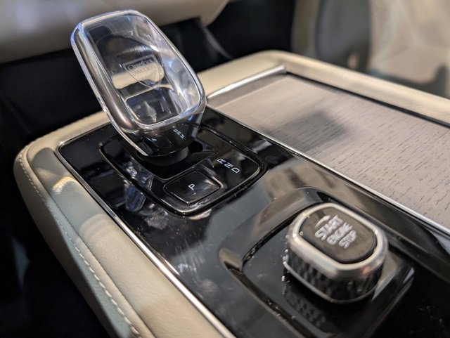 New 2026 Volvo XC90 B6 Ultra image 22