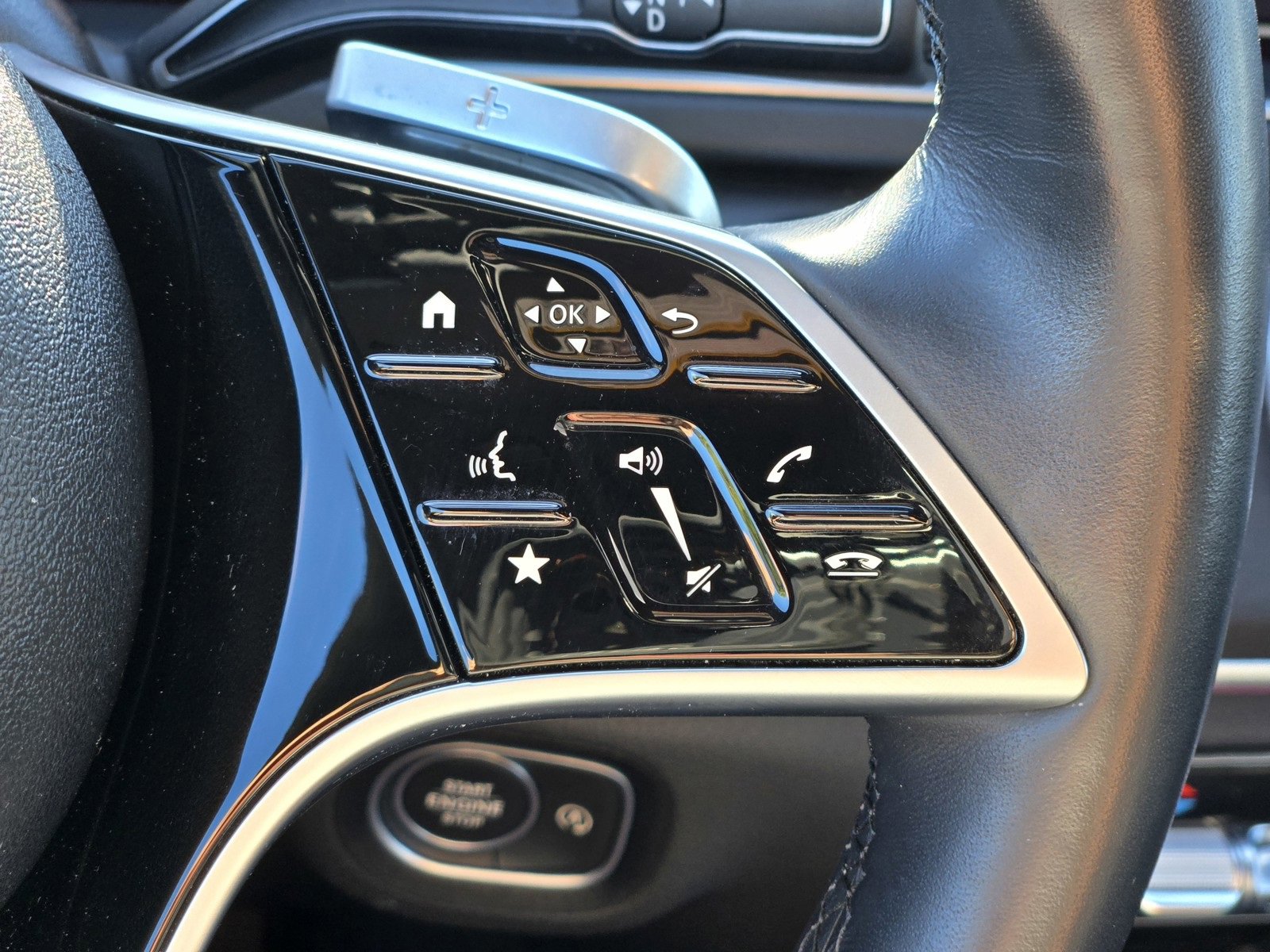 Used 2024 Mercedes-Benz GLS 450 4MATIC image 18