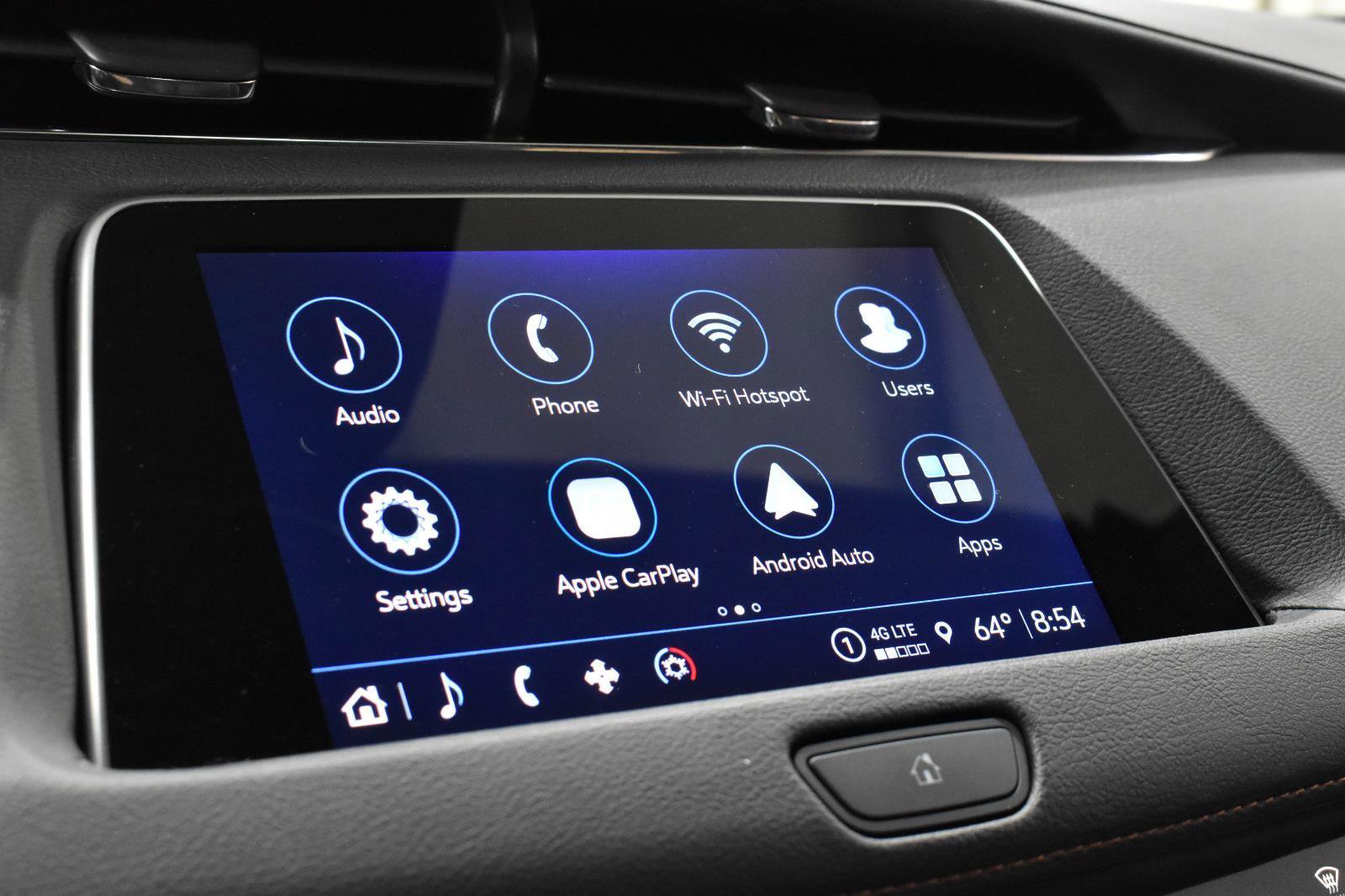 Certified 2023 Cadillac XT4 Sport w/ Cold Weather Package image 16