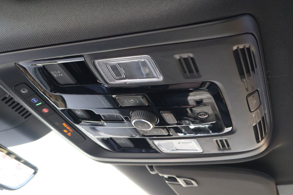 New 2026 Chevrolet Tahoe Premier AWD/4WD image 38