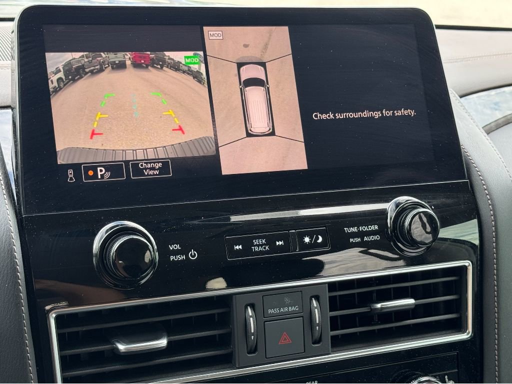 Used 2024 Nissan Armada Platinum w/ Cargo Package image 18