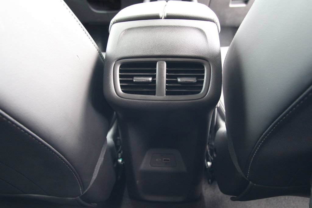 Used 2024 Buick Envision Preferred AWD/4WD image 31