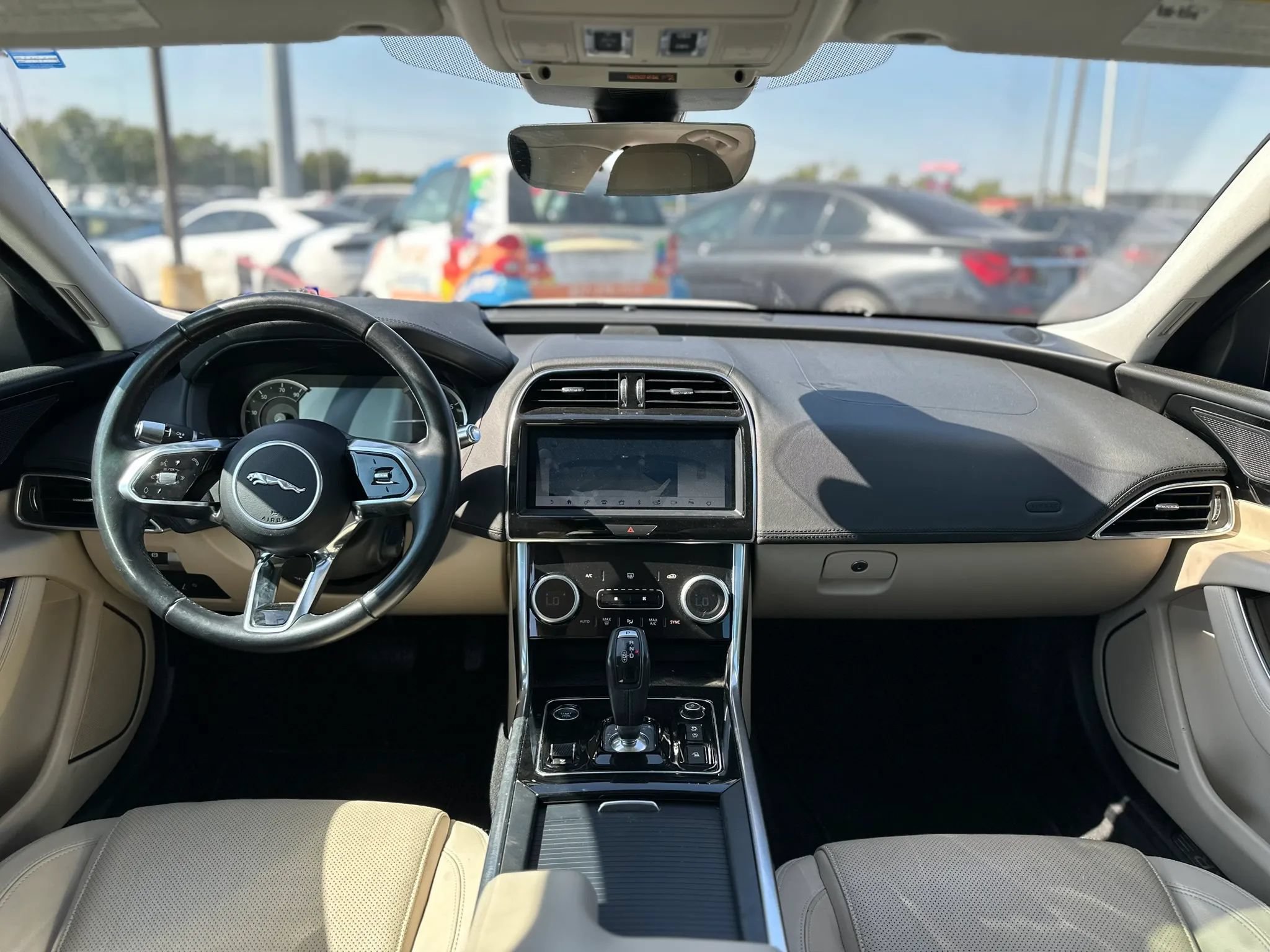 Used 2020 Jaguar XE S RWD image 12
