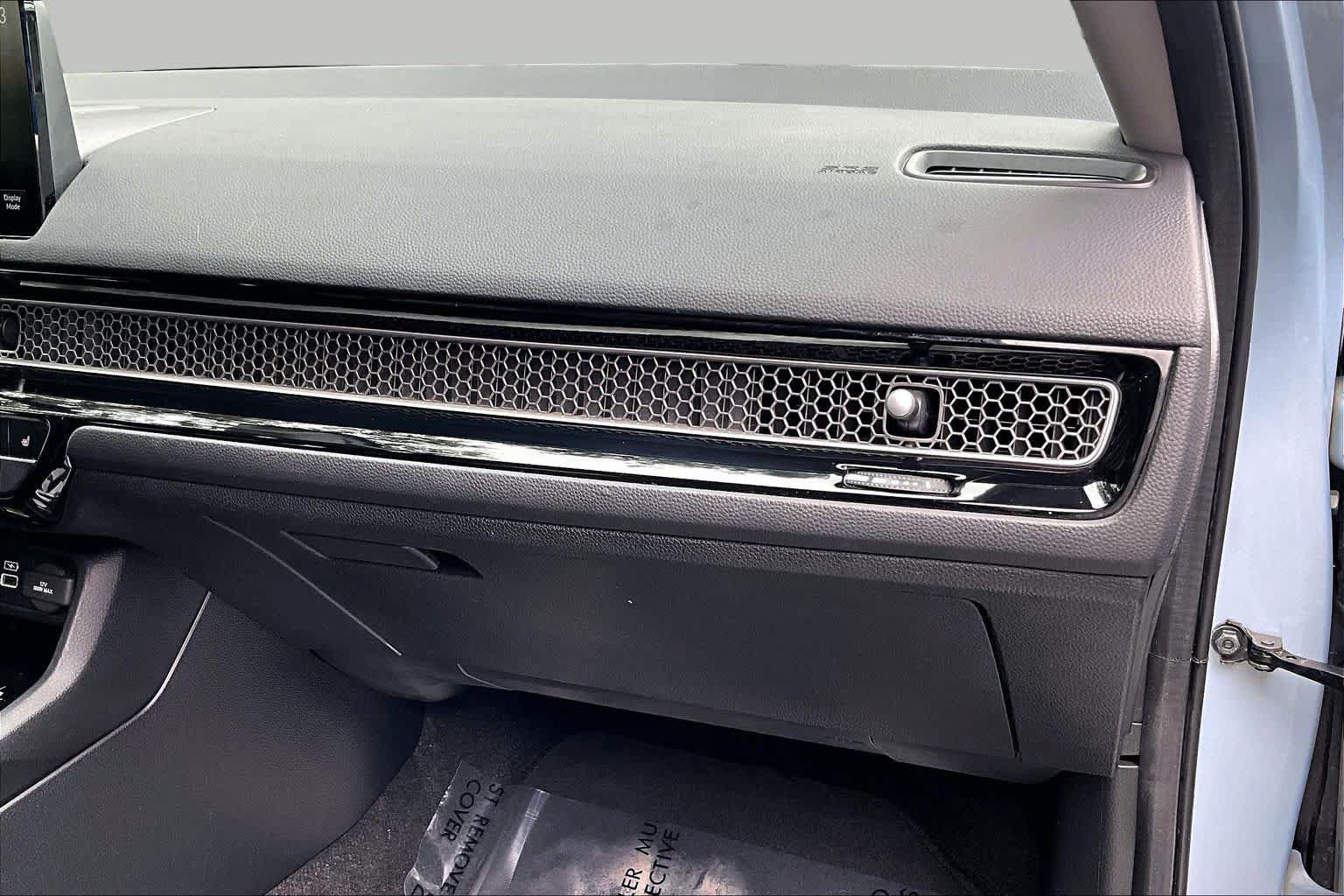 Used 2022 Honda Civic Touring image 19