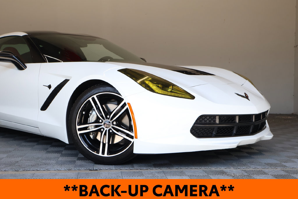 Used 2017 Chevrolet Corvette Stingray Coupe w/ Carbon Flash Badge Package RWD image 3