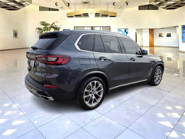 Used 2022 BMW X5 xDrive45e image 7