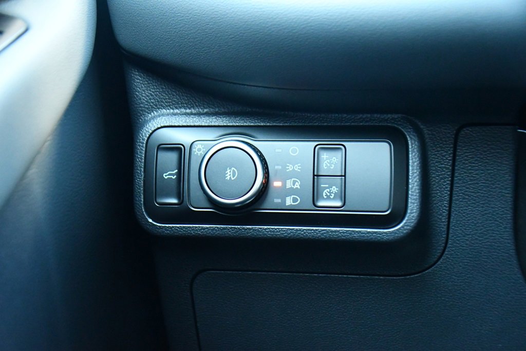 Used 2026 Ford Explorer Active w/ Active Comfort Package image 30