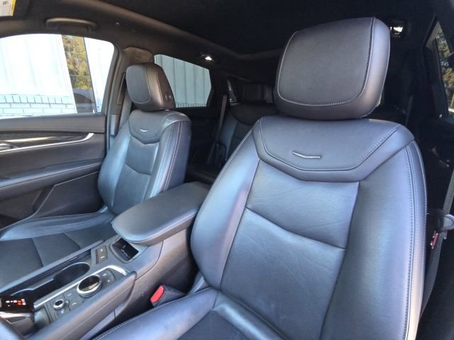Used 2021 Cadillac XT5 Premium Luxury image 21