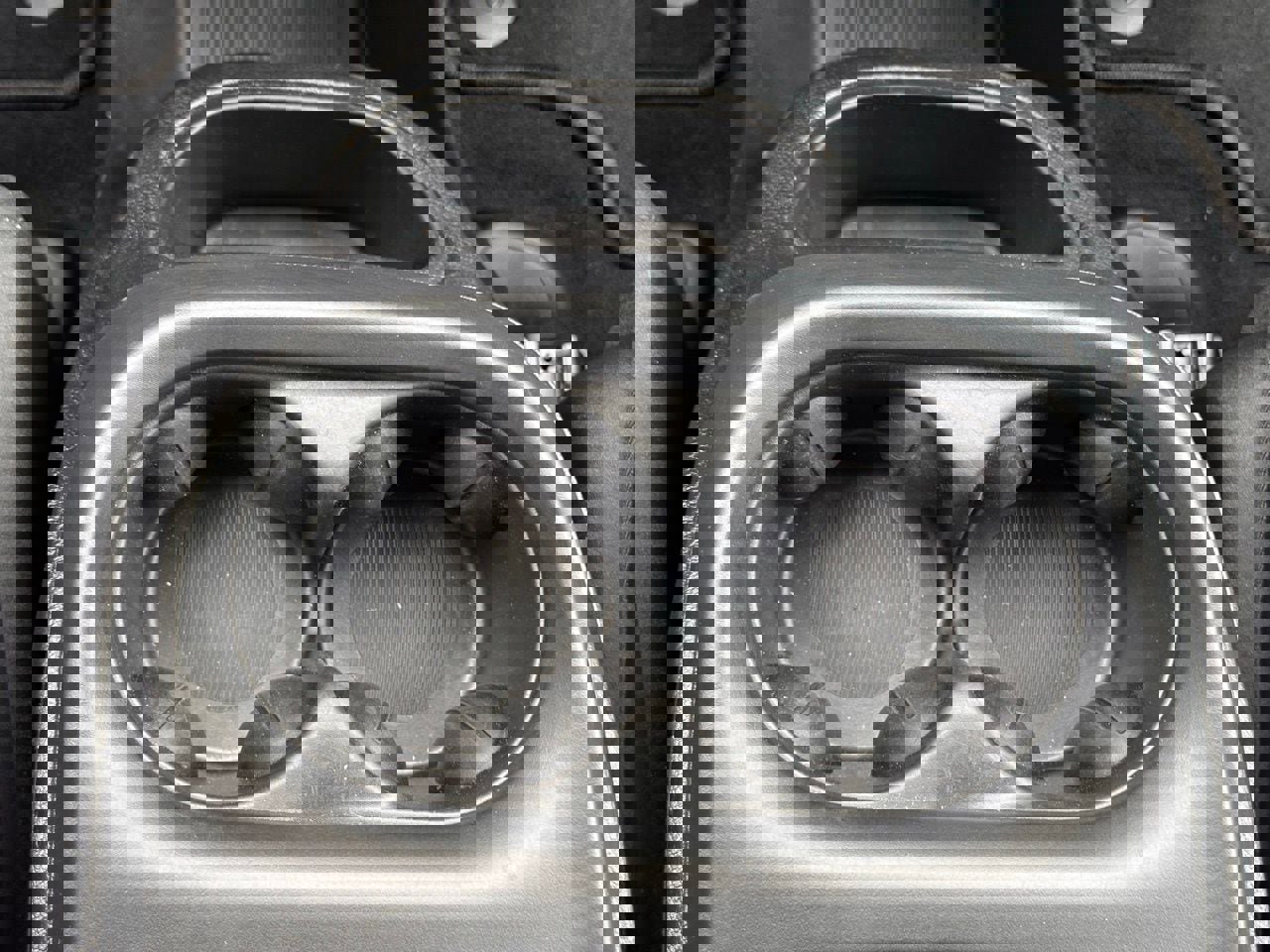 Used 2026 Chrysler Pacifica Select image 34