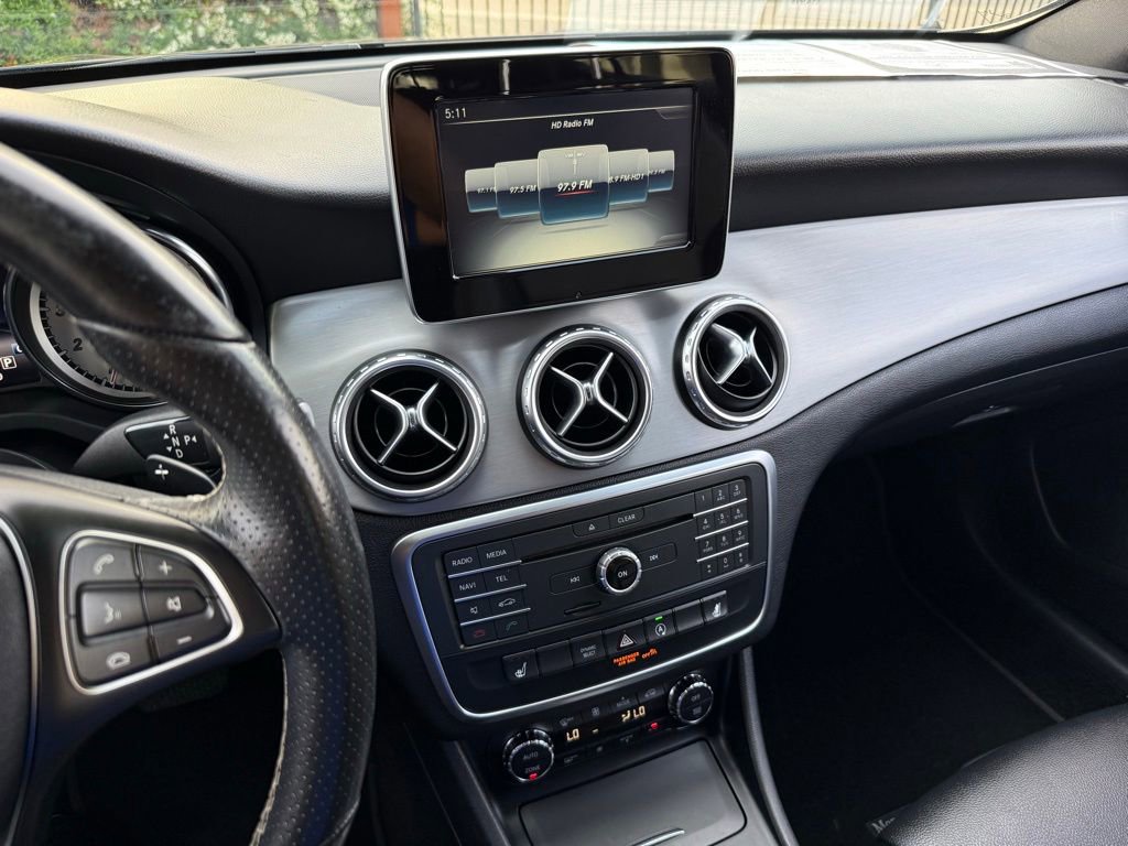 Certified 2017 Mercedes-Benz GLA 250 image 20