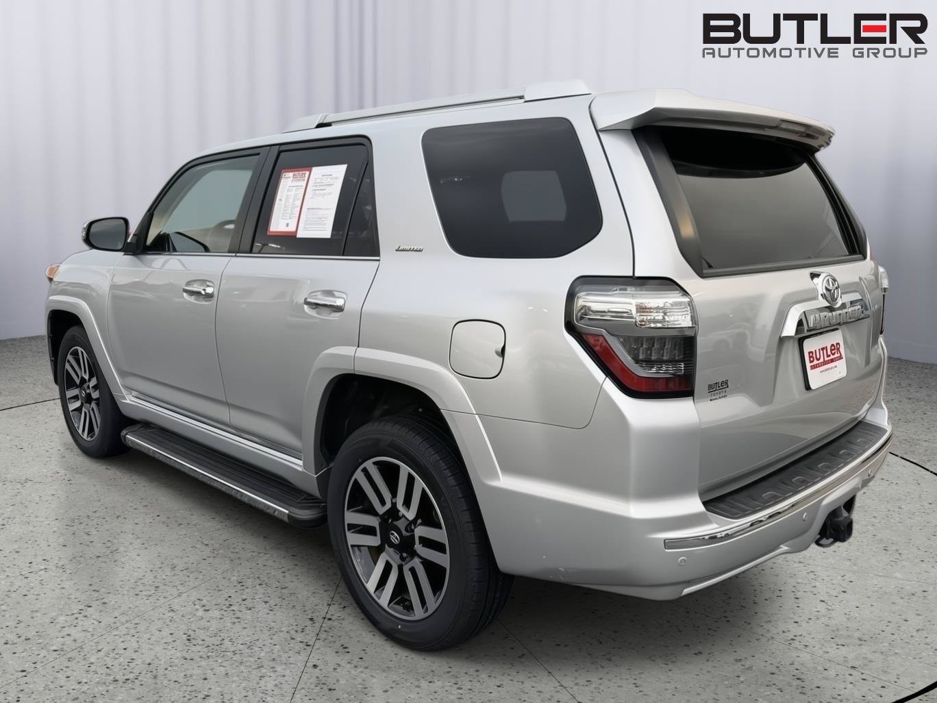 Certified 2022 Toyota 4Runner Limited AWD/4WD image 4