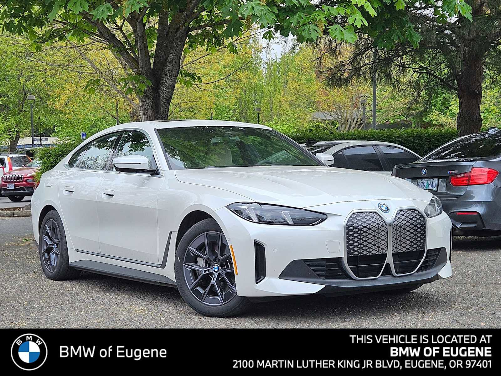 Used 2025 BMW i4 xDrive40i w/ Premium Package AWD/4WD image 1