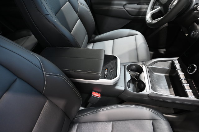 New 2027 GMC Terrain Elevation w/ Elevation Premium Package FWD image 19