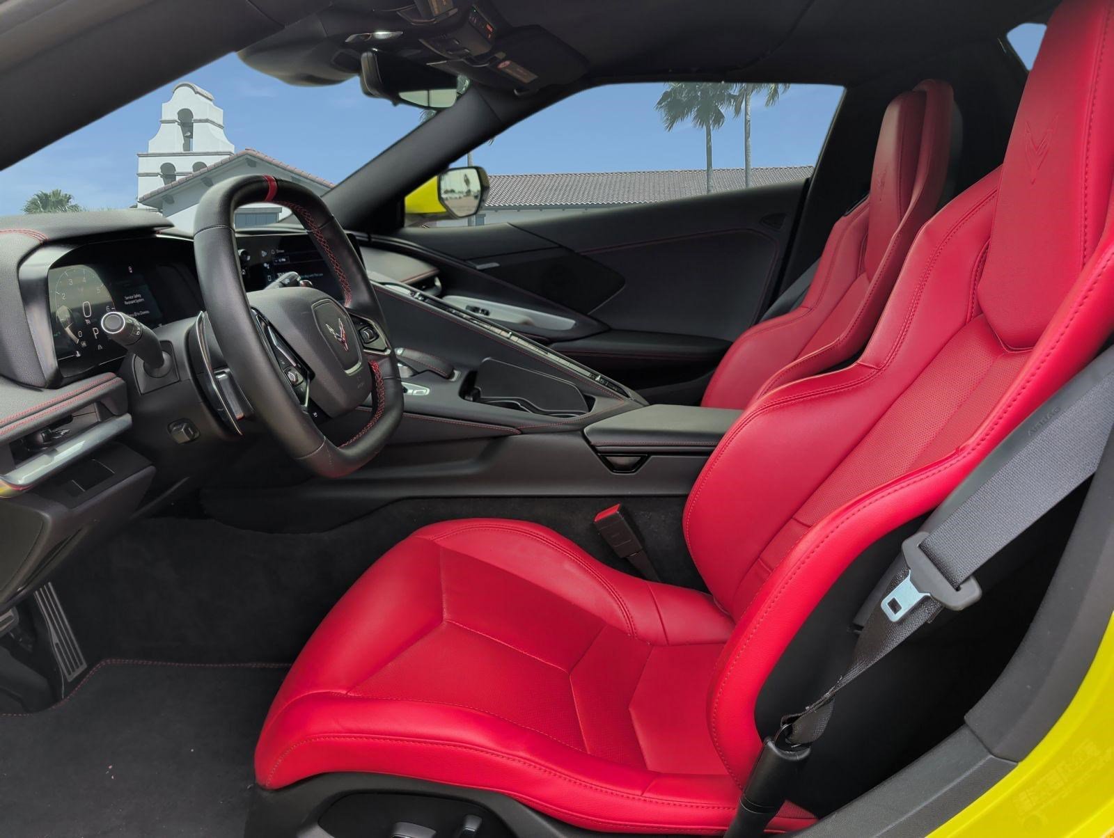 Used 2024 Chevrolet Corvette Stingray Convertible w/ 1LT RWD image 11